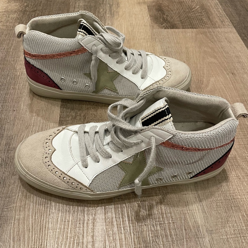 Women’s ShuShop Pasadena high top shoes size 9